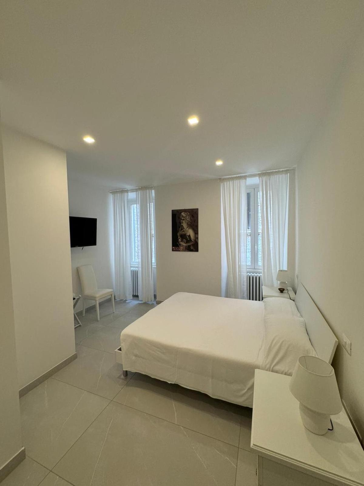 Re House Suite & Deluxe Apartament 阿斯科利皮切诺 外观 照片